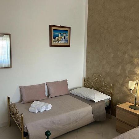 Nina Apartament Giardini Naxos Con Posto Auto 外观 照片