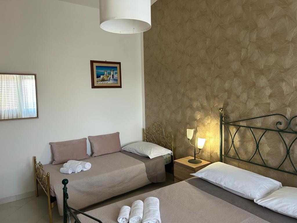 Nina Apartament Giardini Naxos Con Posto Auto 外观 照片