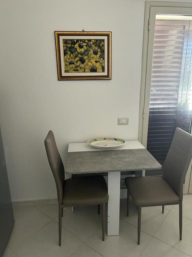 Nina Apartament Giardini Naxos Con Posto Auto 外观 照片