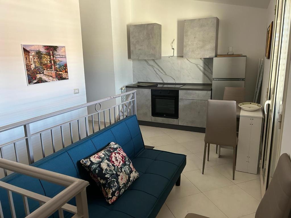 Nina Apartament Giardini Naxos Con Posto Auto 外观 照片